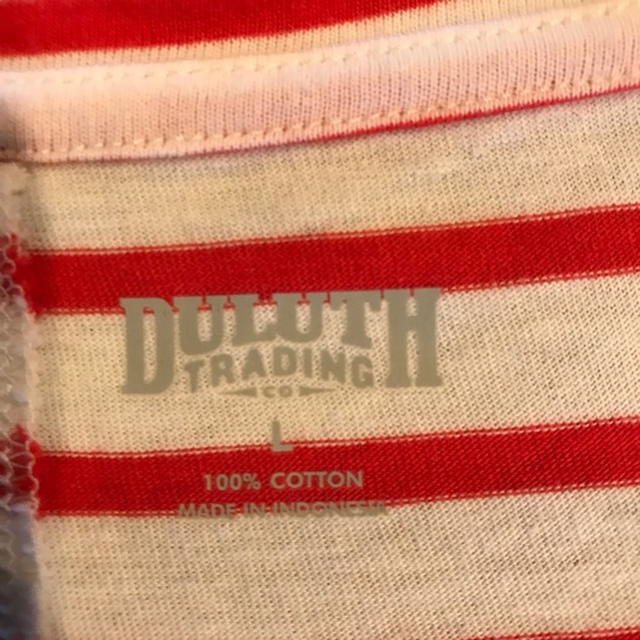 Duluth Trading Company Women’s Lightweight Longtail Scoopneck Large T-Shirt - Picture 2 of 3